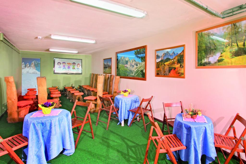 Hotel Villetta Maria Cottage Canazei Exterior foto
