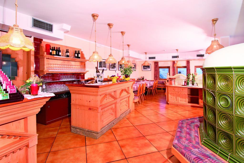 Hotel Villetta Maria Cottage Canazei Exterior foto